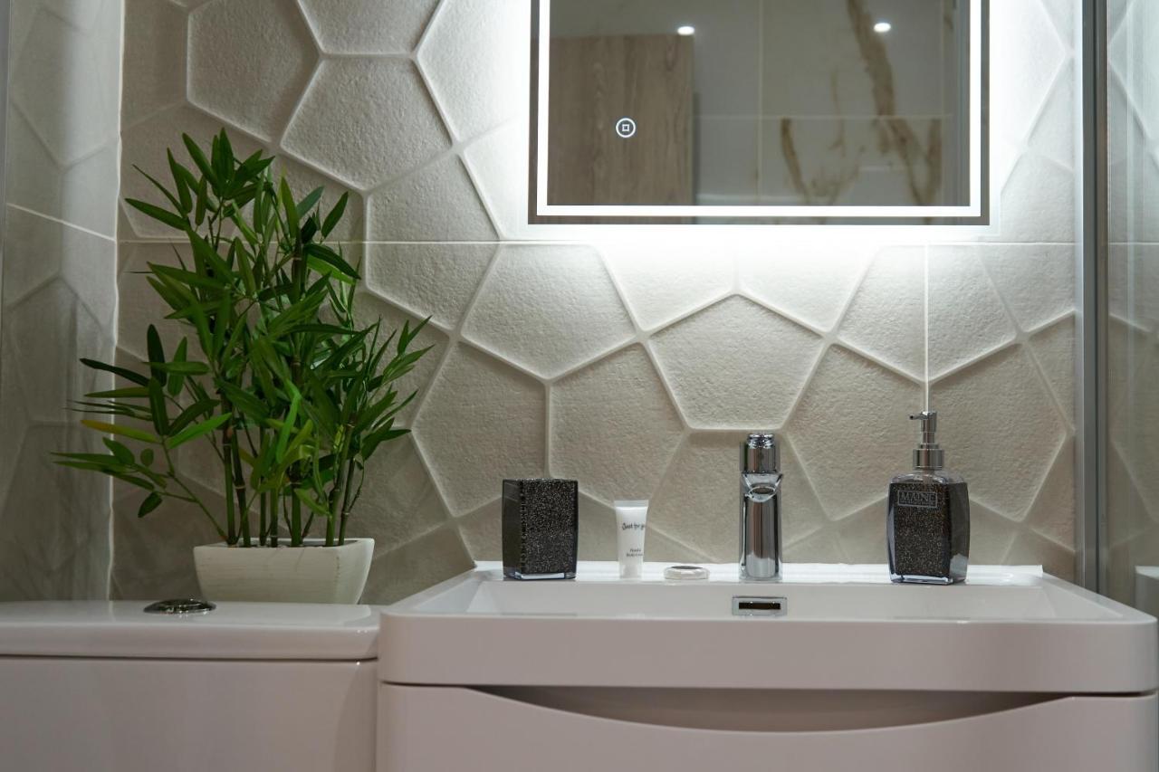 Luxury City Escape Apartments London Eksteriør billede